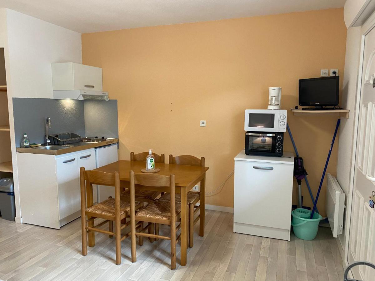 Studio Tabagnoz Apartment Premanon Luaran gambar